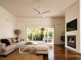 Mornington TAS Melbourne Tourism