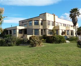Riviera Hotel - Melbourne Tourism 0