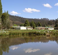 Giants' Table and Cottages - Melbourne Tourism