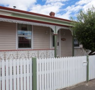 Newdegate House - Melbourne Tourism