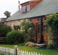 Daisy Bank Cottages - Melbourne Tourism