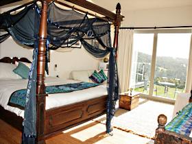 Arjuna Ridge Retreat - Melbourne Tourism 0