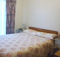 Parkers Holiday Cottages - Melbourne Tourism