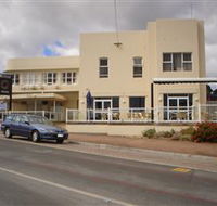 Neptune Grand Hotel - Melbourne Tourism