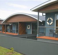 Strahan Bungalows - Melbourne Tourism