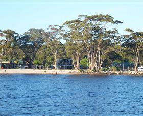 Tuckers Rocks Cottage - Melbourne Tourism 2