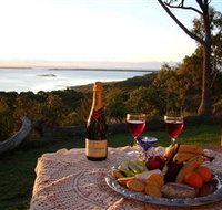 Island View Spa Cottage - Melbourne Tourism