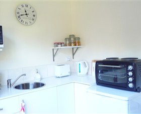 River Walk Bed And Breakfast - Melbourne Tourism 1
