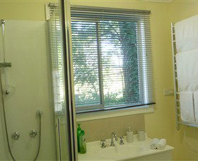 River Walk Bed And Breakfast - Melbourne Tourism 2