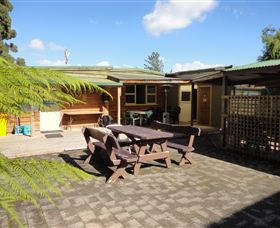 Strahan Backpackers  - Melbourne Tourism 5