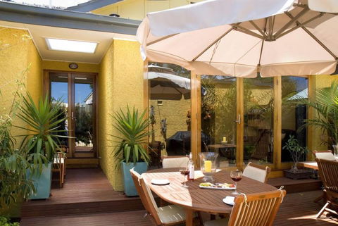 Plantation House At Whitecliffs - Melbourne Tourism 7