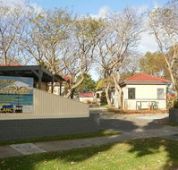 Kickback Cottages - Melbourne Tourism