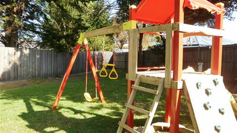 Kickback Cottages - Melbourne Tourism 1