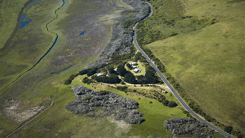 Clifton Beach Lodge - Melbourne Tourism 1