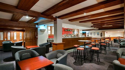 Ibis Styles Melbourne, The Victoria Hotel - Melbourne Tourism 6