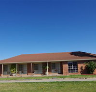 Australian Settlers Motor Inn - Melbourne Tourism
