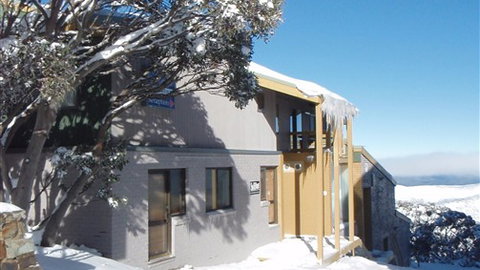 Alpine Heights - Melbourne Tourism 0