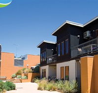 Lornebeach Apartments - Melbourne Tourism