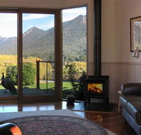 Cathedral Valley Farm - Melbourne Tourism