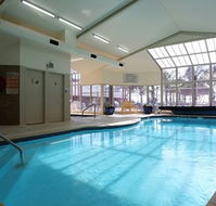 Lake Edge Resort - Melbourne Tourism