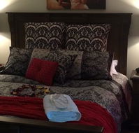 Emerald Creek Cottages - Melbourne Tourism