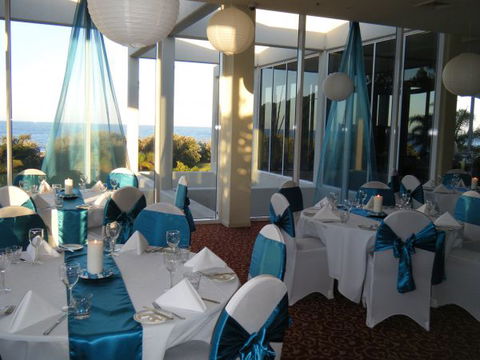 Absolute Beachfront Opal Cove Resort - Melbourne Tourism 4