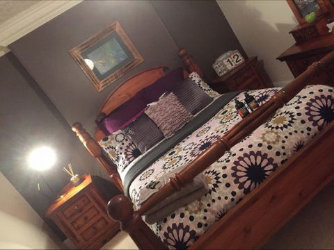 Hillside Cottage - Melbourne Tourism 6