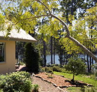 Hobbs Point Cottage - Melbourne Tourism