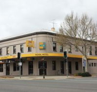 Royal Hotel Yass - Melbourne Tourism