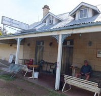 Marshall McMahon Inn - Melbourne Tourism