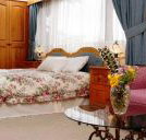 Chalet Swisse Spa Retreat - Melbourne Tourism