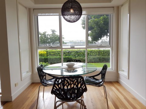 Newcastle Terraces And Apartments - Harbourside Apartment - Melbourne Tourism 16