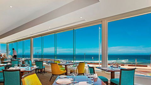 Quality Hotel NOAHS On The Beach - Melbourne Tourism 6