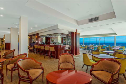 Quality Hotel NOAHS On The Beach - Melbourne Tourism 8