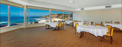 Quality Hotel NOAHS On The Beach - Melbourne Tourism 9