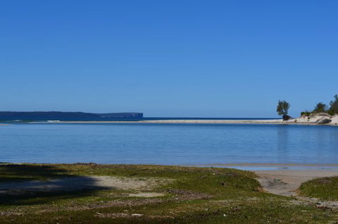 Claudis Beach Retreat Unit One - Melbourne Tourism 0