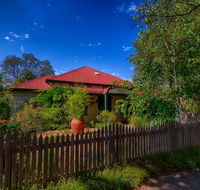 Rushton Cottage Bed and Breakfast - Melbourne Tourism