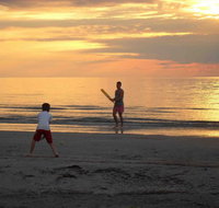 Semaphore Beach Holiday Let - Melbourne Tourism