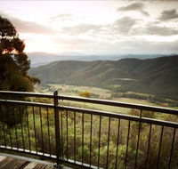 Pizzini's Vineyard Guesthouse - Melbourne Tourism