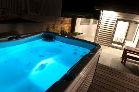 Seaglass - Melbourne Tourism 32