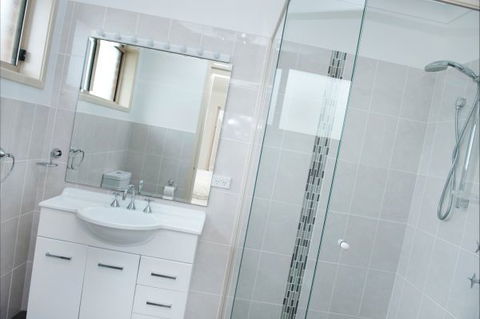 Seaglass - Melbourne Tourism 24