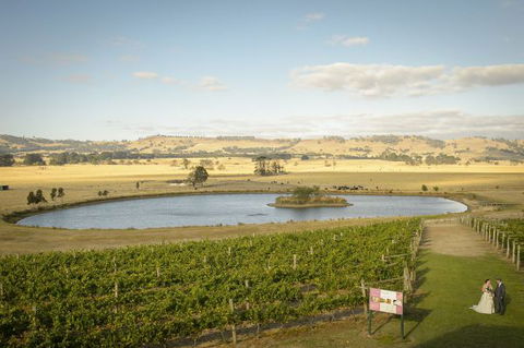 Grange Cleveland Winery Retreat - Melbourne Tourism 4