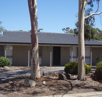 Hillside Retreat - Melbourne Tourism