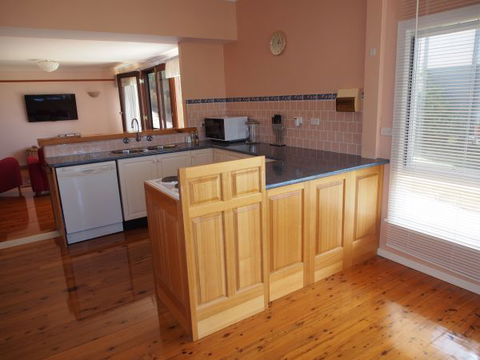 Seaglass - Melbourne Tourism 4