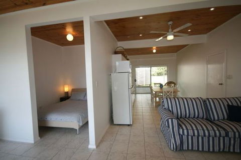 LJ Hooker Goolwa Holiday Rentals - 42 Underwood Avenue, Goolwa Beach - Melbourne Tourism 7