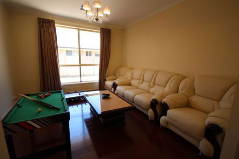 LJ Hooker Goolwa Holiday Rentals - 42 Underwood Avenue, Goolwa Beach - Melbourne Tourism 17