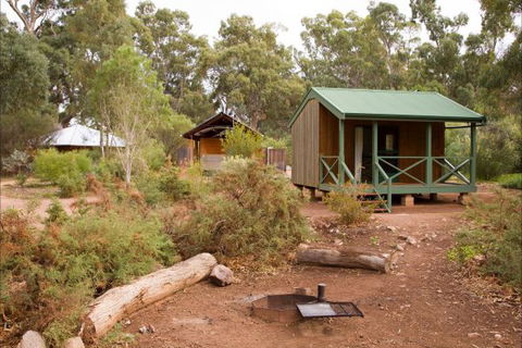Alligator Lodge - Mount Remarkable National Park - Melbourne Tourism 0