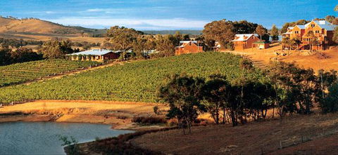 Warrenmang Vineyard & Resort - Melbourne Tourism 0