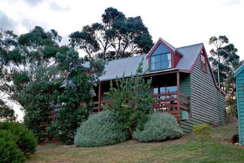 Warrenmang Vineyard & Resort - Melbourne Tourism 1