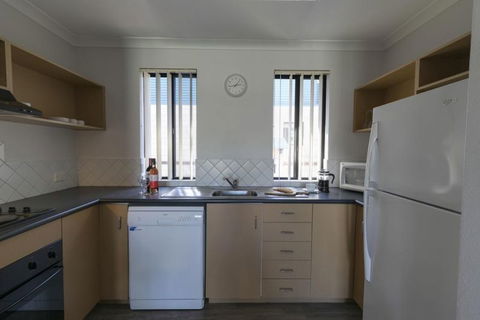 Amalfi Resort - Melbourne Tourism 14